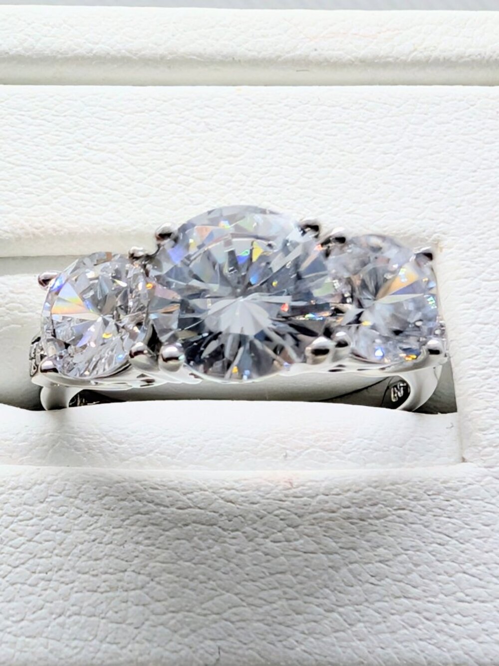 NEW Past Present Future Sterling silver CZ ring - Picture 15 of 16